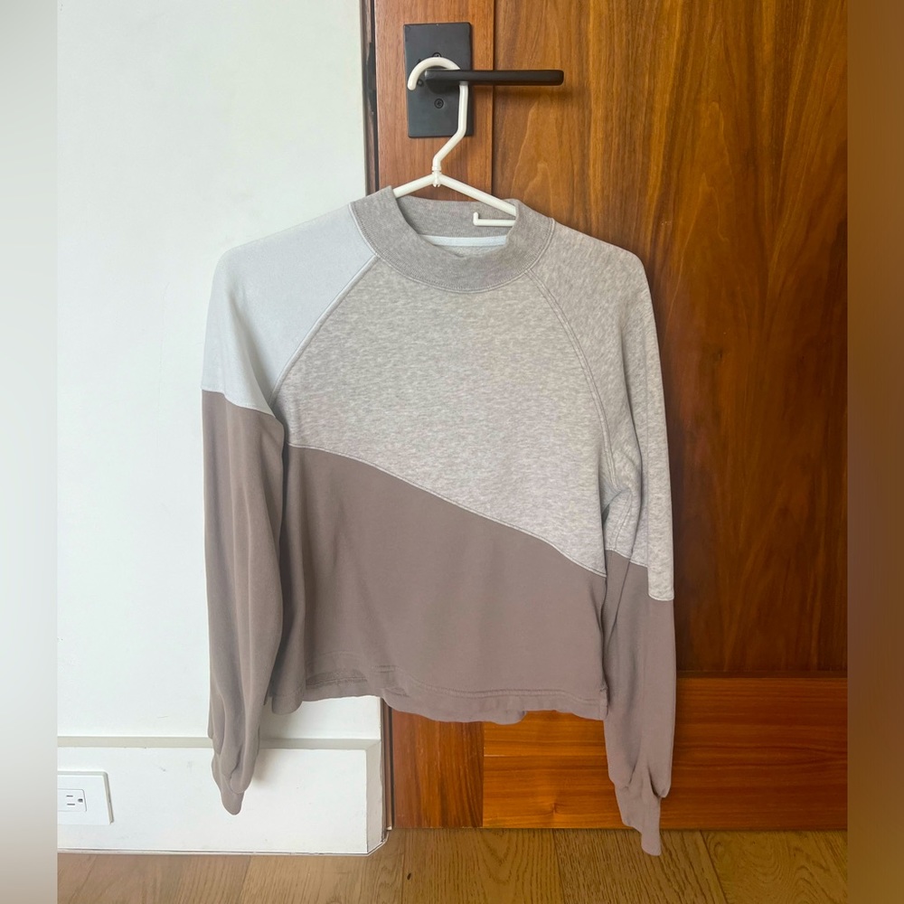 Abercrombie & Fitch Small color lock sweatshirt